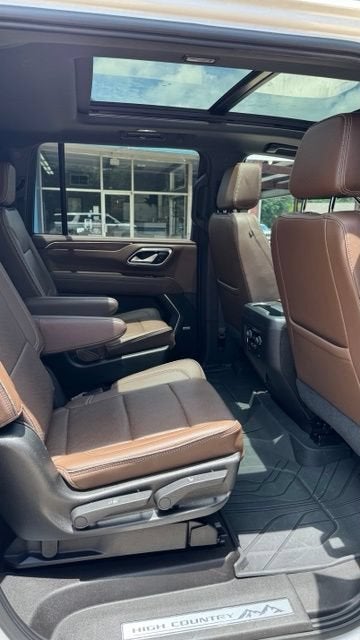 2021 Chevrolet Suburban — detail view